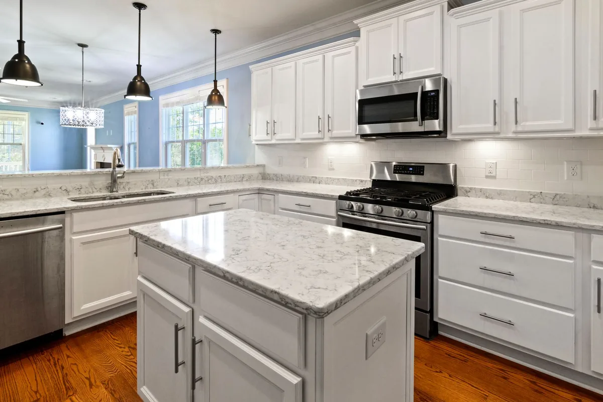 Filth & Squalor Cleanup in Avon Lake, OH